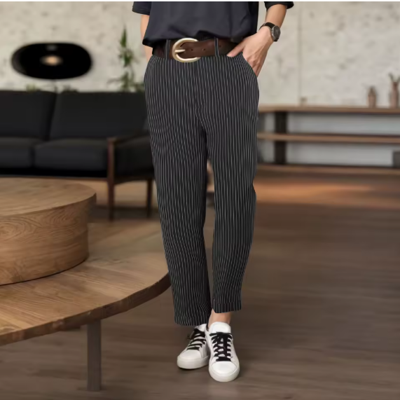 Pantaloni eleganti modellanti a righe, nero