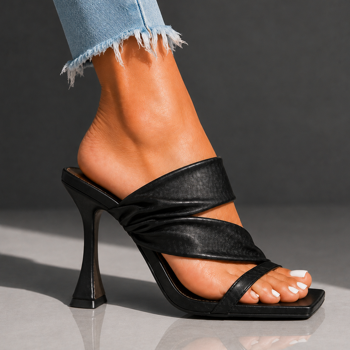 Lucia | Sandalias de tacón con correa trenzada